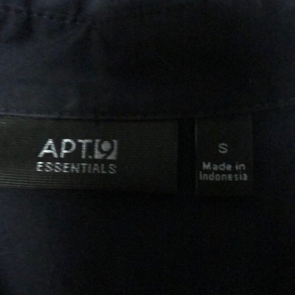 Navy blue button down - Picture 2 of 4
